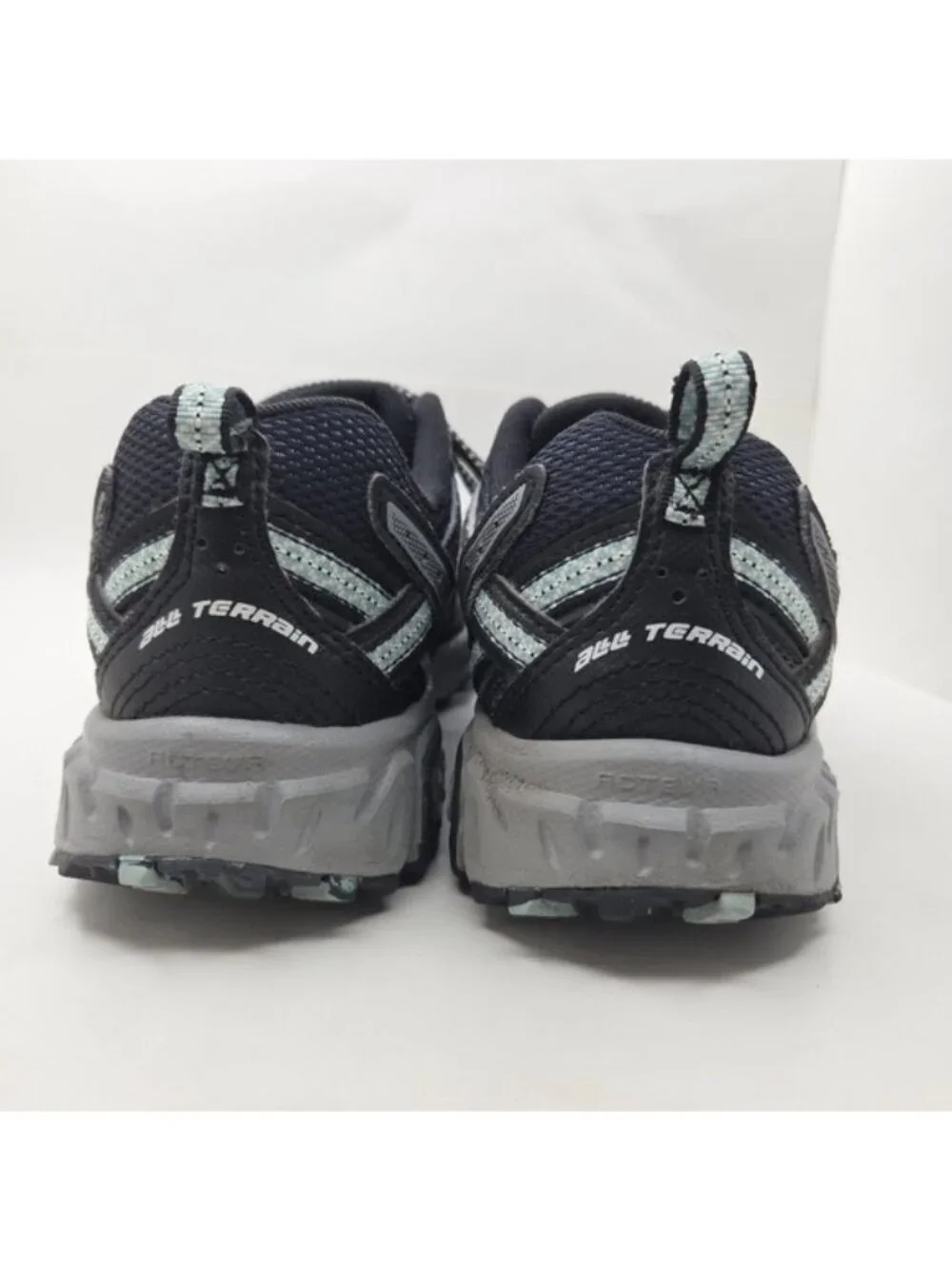 New Balance Blue & Gray 410v5 All Terrain Athletic Running Shoes Womens Size 7.5